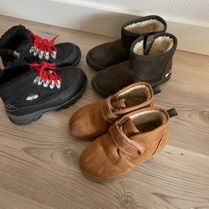 Toddler boy size 9/10 winter boot bundle